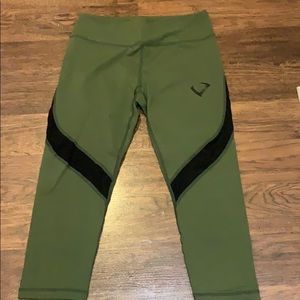 Violate the dress code capris